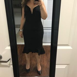 Bardot black v neck dress - Kristen flounce